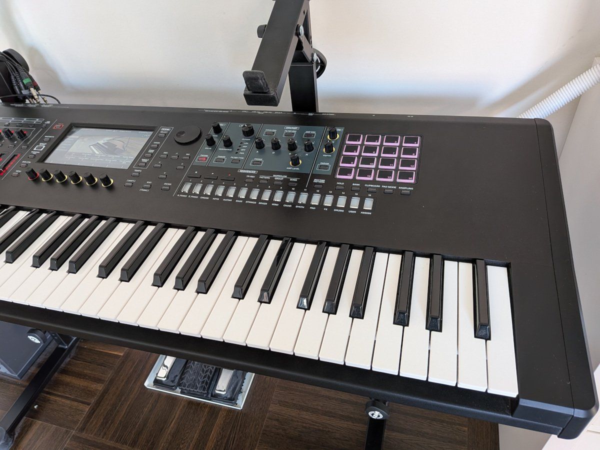Roland Strumenti musicali: Roland Fantom 7 mit EX Upgrade – Usato da Zürich venduto da hsc_b68f 4