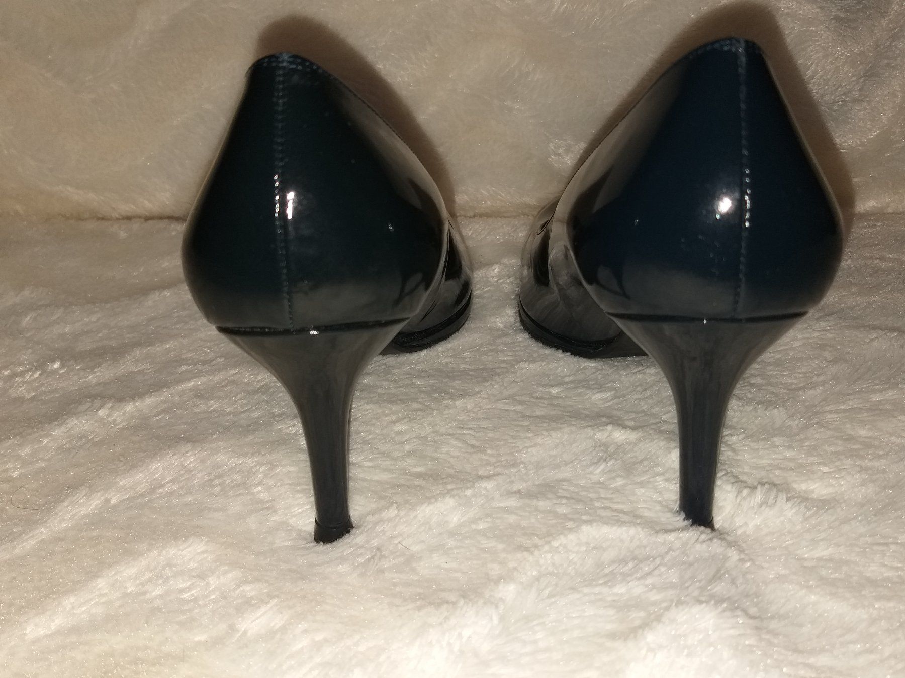 Stuart Weitzman Scarpe da donna: Escarpin STUART WEITZMAN Pointure/Nummer 39,5  NP ca. 400.-- – Usato da Cossonay-ville venduto da Super-Price-Quality 4