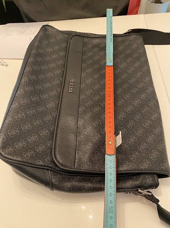 Borse da donna: Guess tasche – Usato da Zürich venduto da MAJAM65 1