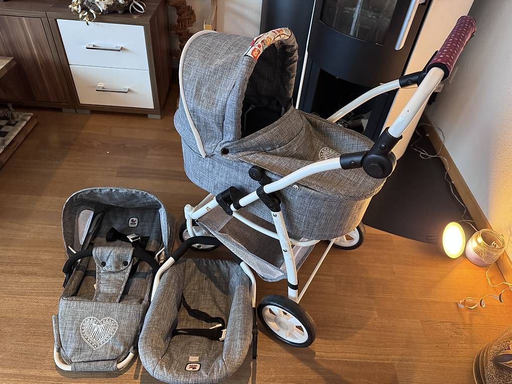 Puppenwagen: Puppenwagen – Gebraucht aus Hondrich von Lejlana 1