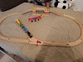 Brio Holzeisenbahn Set mit Zugbrücke Schienen  und Zug