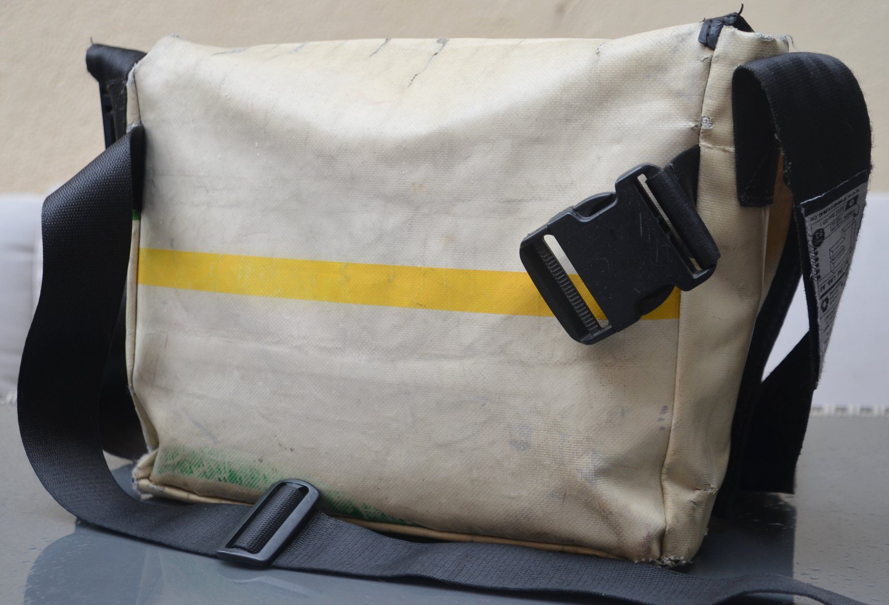 Freitag Borse: Tasche / Sac Freitag – Usato da Collonges venduto da Auganien 6
