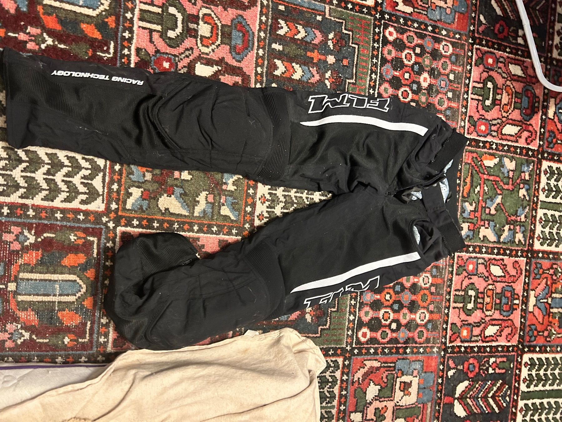 IXS Pantaloni: Pantalon de moto – Usato da Biel/Bienne venduto da ize_8jpt
