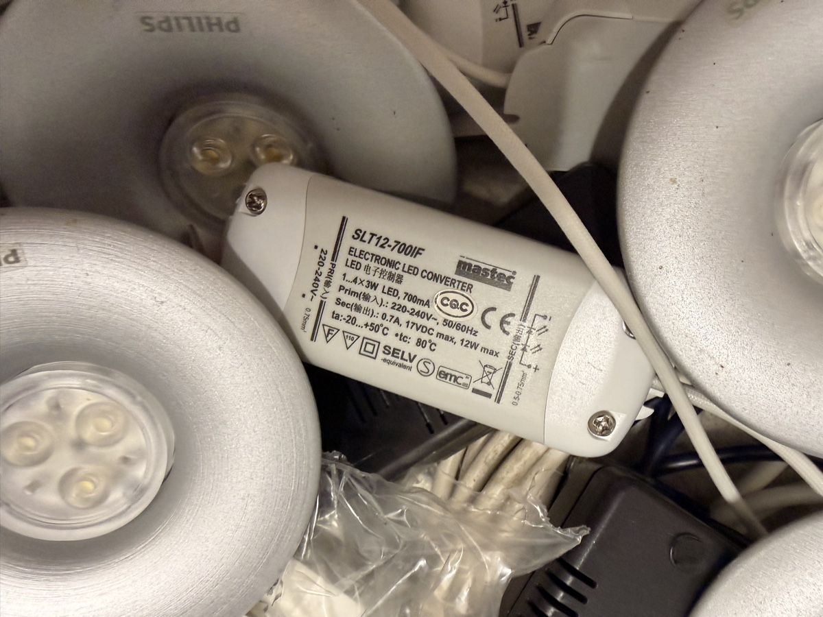 Philips Lampadari & plafoniere: Philips LED Einbaustrahler Ledino Set 14 Stk. – Nuovo (secondo la descrizione) da Zürich venduto da SwissBiker24 6