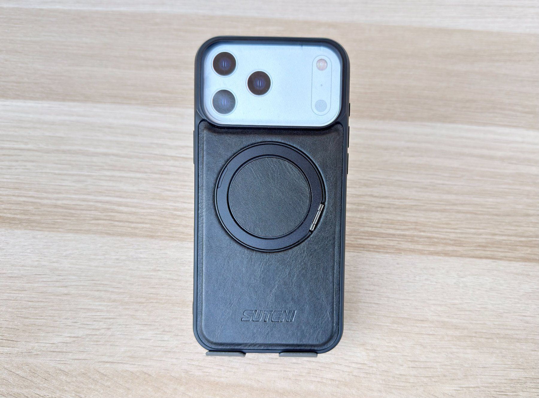Apple Cover & Protezioni schermo: coque iPhone 17 Pro Max noire – Nuovo e nell'imballaggio originale da Thônex venduto da BrYu 9