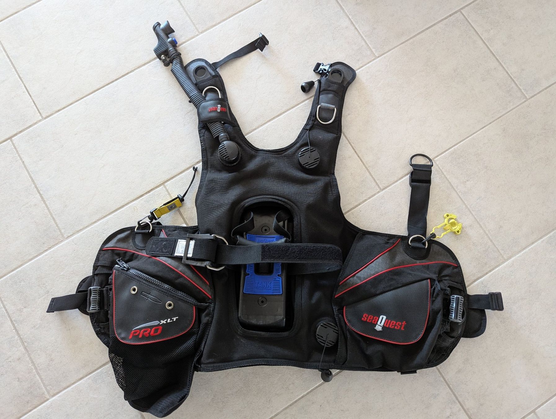 Respiratori & Giubbotti: Tauchjacket SeaQuest Pro XLT, Grösse M – Usato da Bremgarten venduto da Distortion01 1