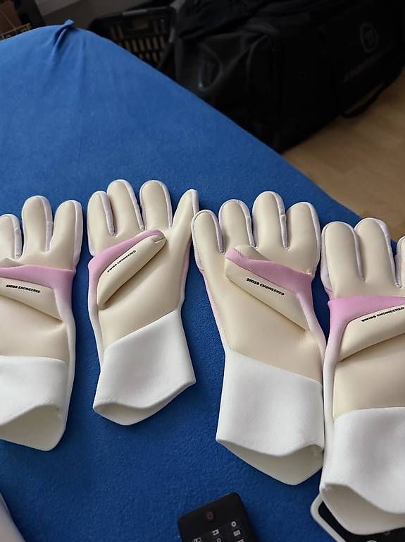 Guanti & manicotti: Fussball Torhüterhandschuhe Gripmode size 11 – Nuovo e nell'imballaggio originale da Wohlenschwil venduto da michi9999 1