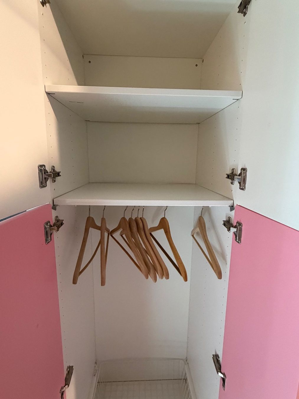 Ikea Armadi: STUVA Ikea Kleiderschrank – Usato da Lachen SZ venduto da Brasm02 2
