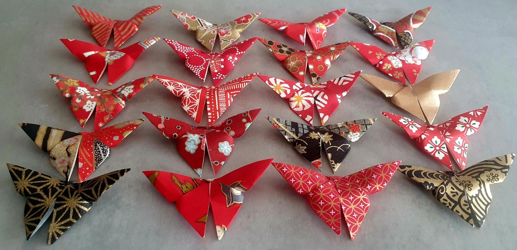 Alle Dekorationen: 20 Origami Schmetterlinge rot-gold – Neu und originalverpackt aus Zürich von brifo64 4