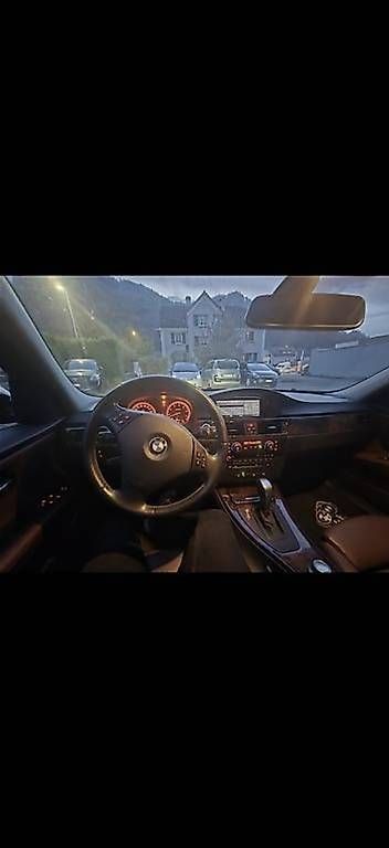 Automobili: BMW 325 xi – Usato da Scharans venduto da Melvenb 2