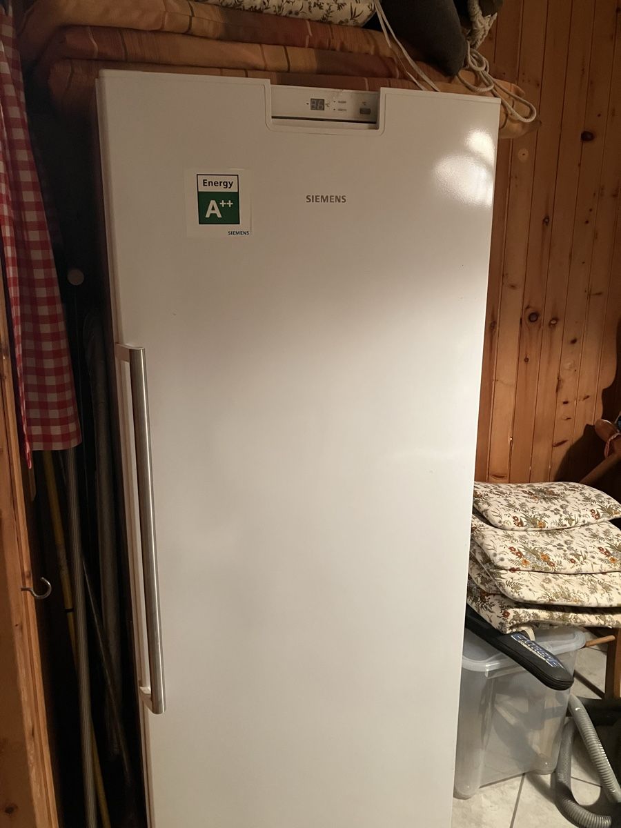Gefrierschrank: Gefrierschrank Siemens – Gebraucht aus Sion von jfi_vxz7 1