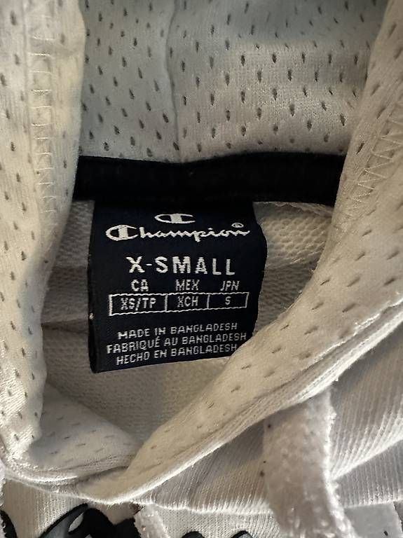 Maglioni & Felpe: Champion Pullover XS – Usato da Interlaken venduto da raphael26 1