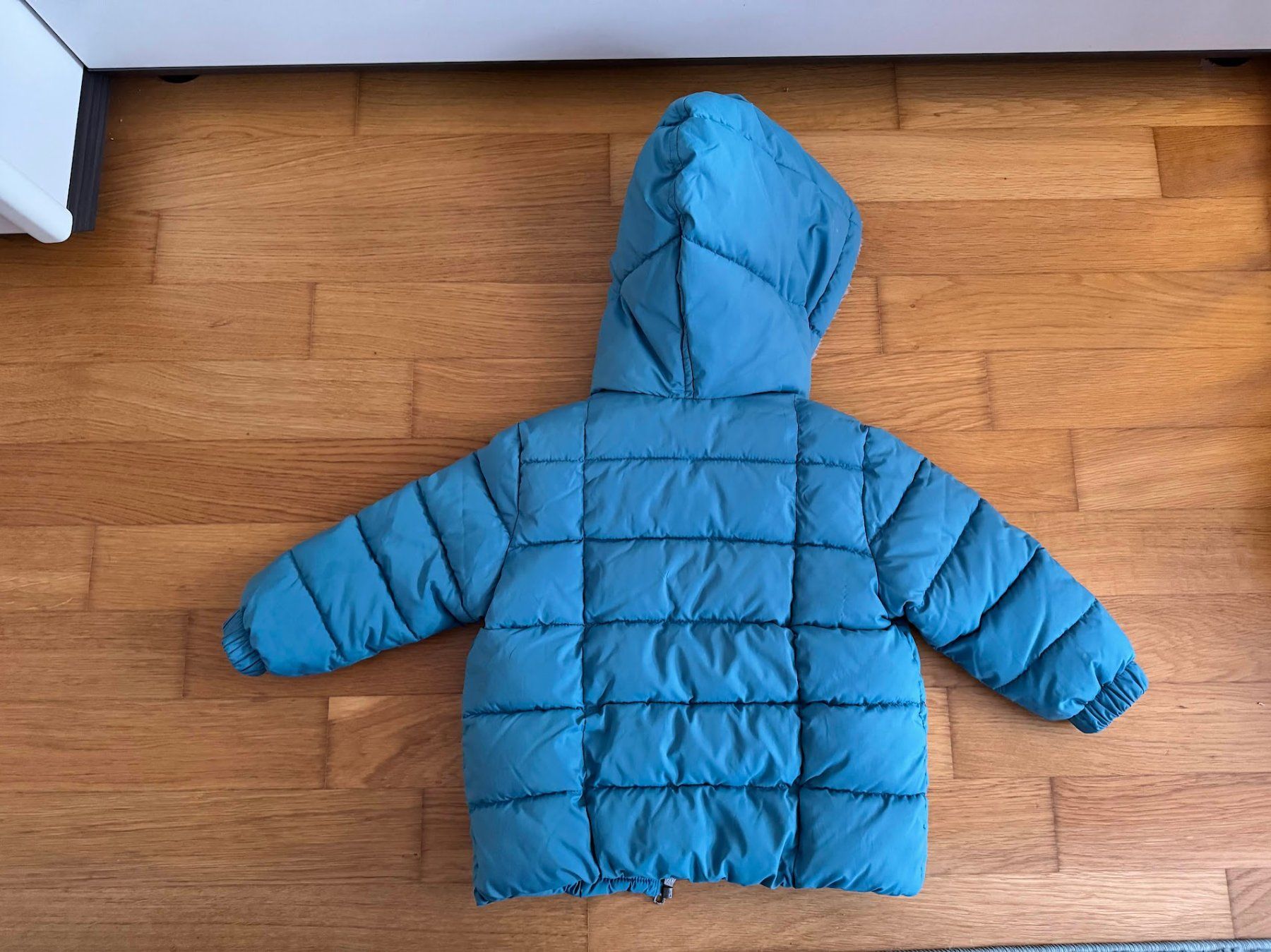 Benetton Giacche & Cappotti: Benetton Winterjacke Gr 82 – Usato da Zürich venduto da miroslav_123 2
