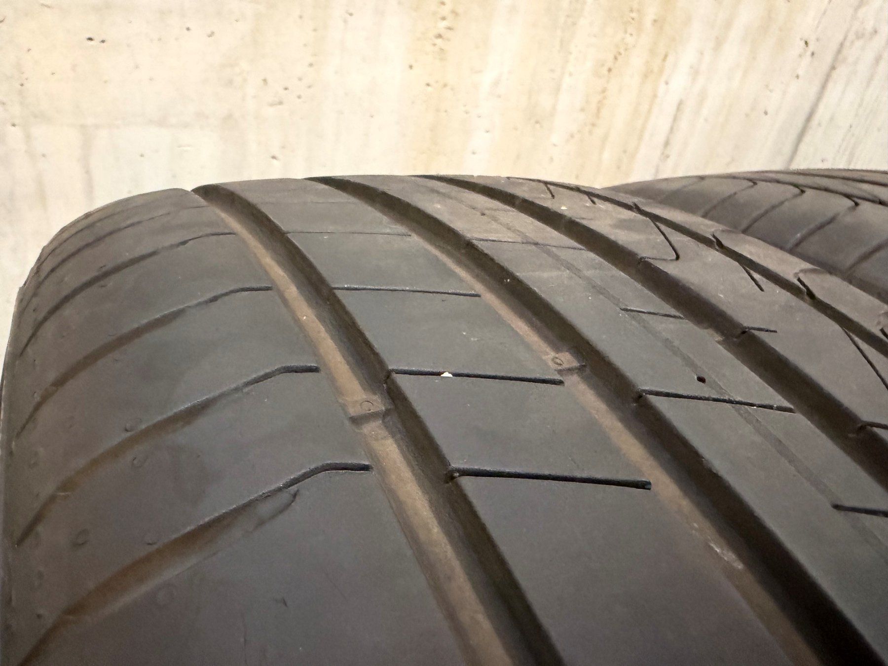 Volkswagen Pneus & Roues: Sommerrad 20" VW/ 5NA.601.025.G – D'occasion à Schönried par Bahnhofgarage-Haldi 9