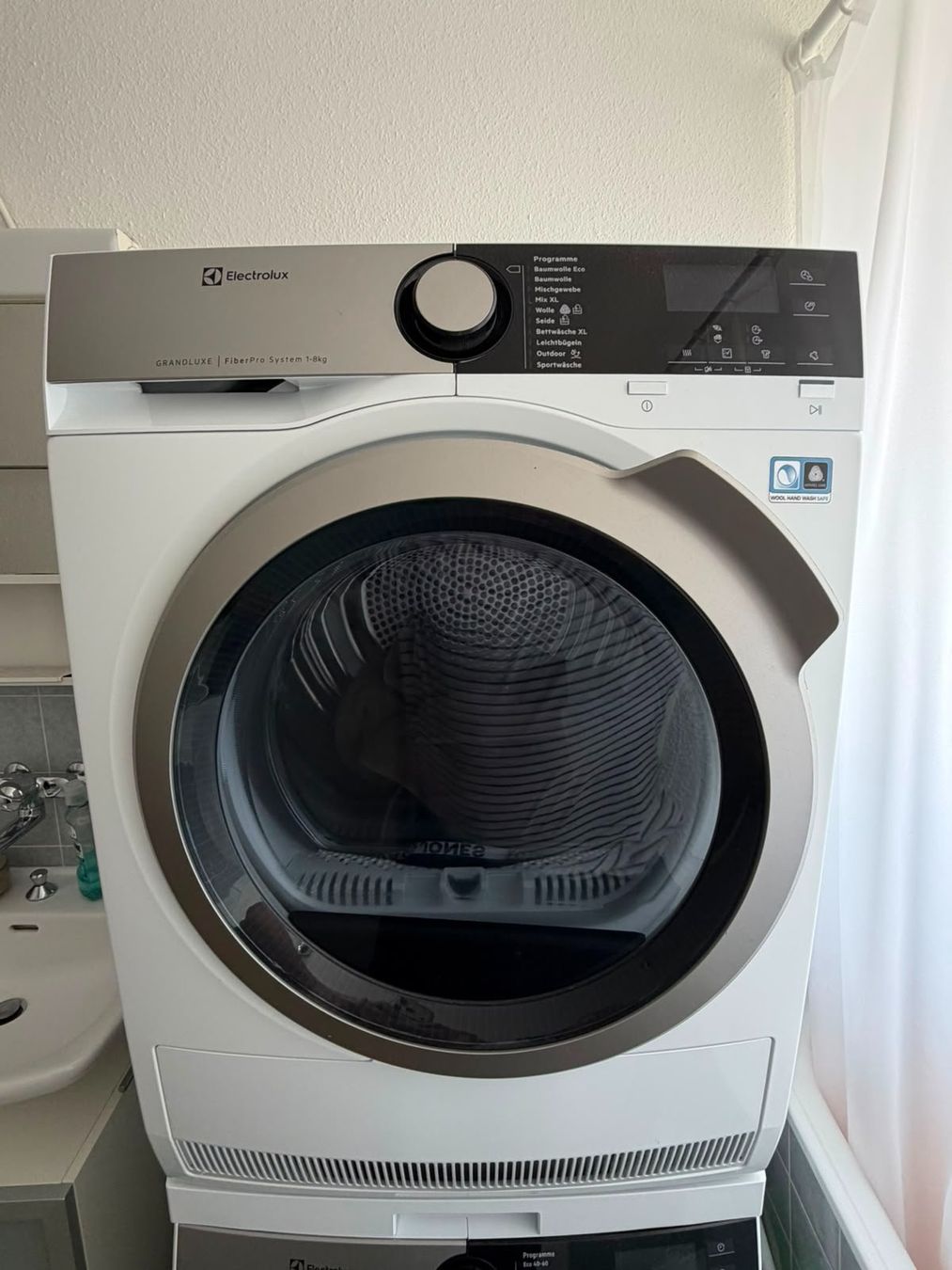 Electrolux Lavatrici: Electrolux Waschturm Set, WA1660 + TW5460 – Usato da Dällikon venduto da taulii10 3