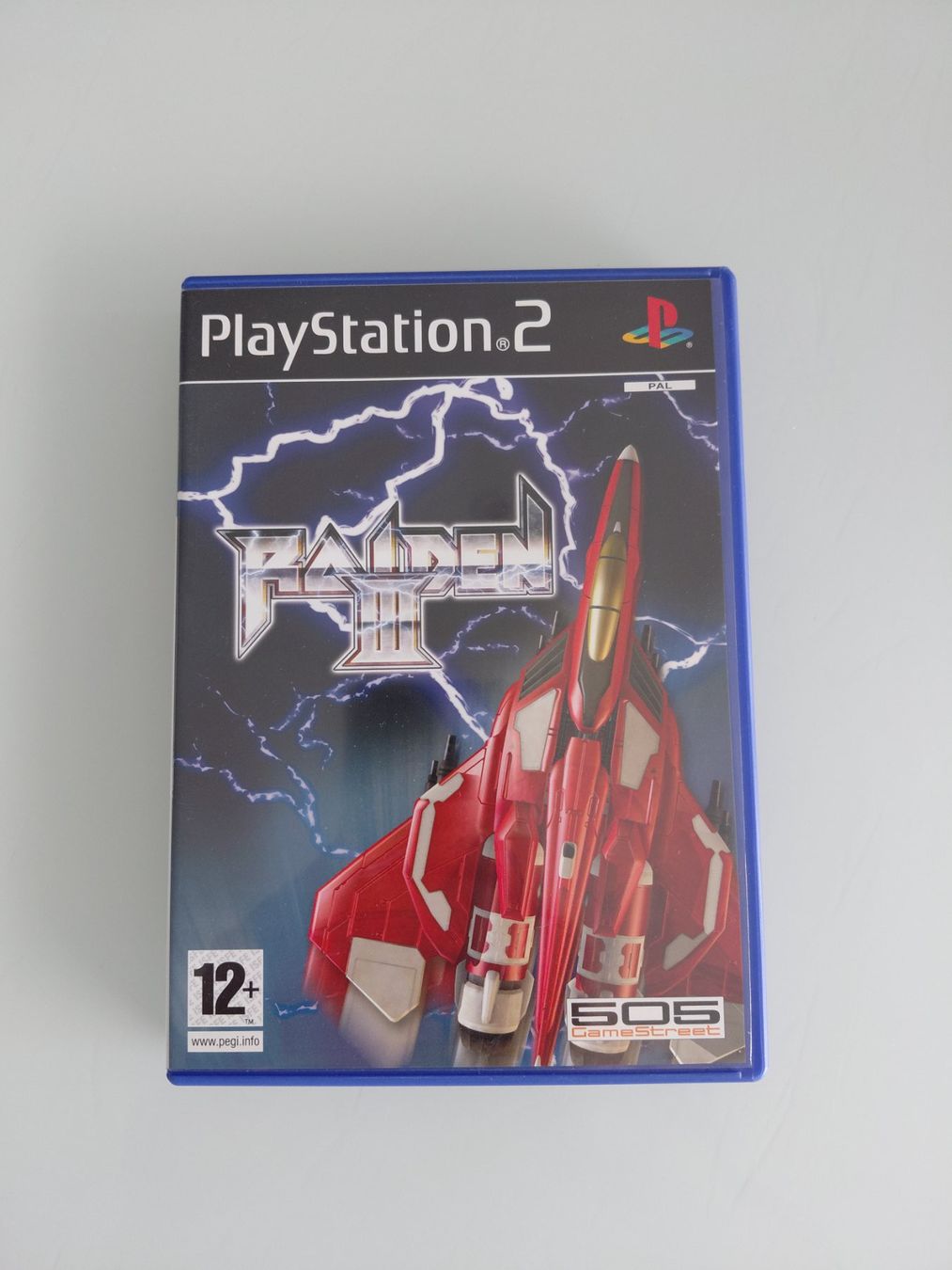 Giochi: Raiden 3 / PS 2 / Playstation 2 (PAL) – Usato da Uezwil venduto da -Retrogames-