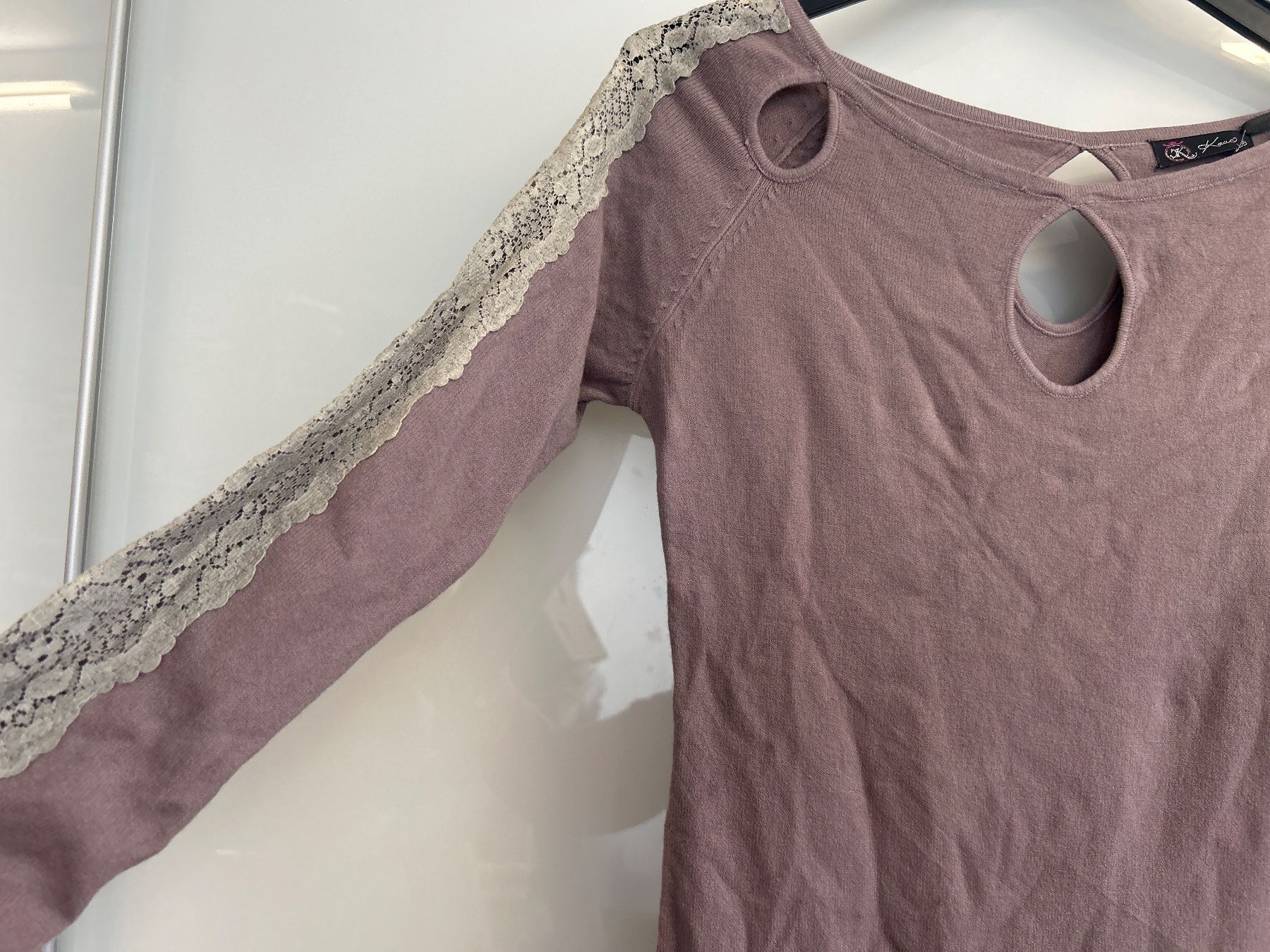 Maglioni & Felpe: Pullover Lang Figurbetont mit Spitze 1 Size Neu – Nuovo e nell'imballaggio originale da Regensdorf venduto da Spyke55 2
