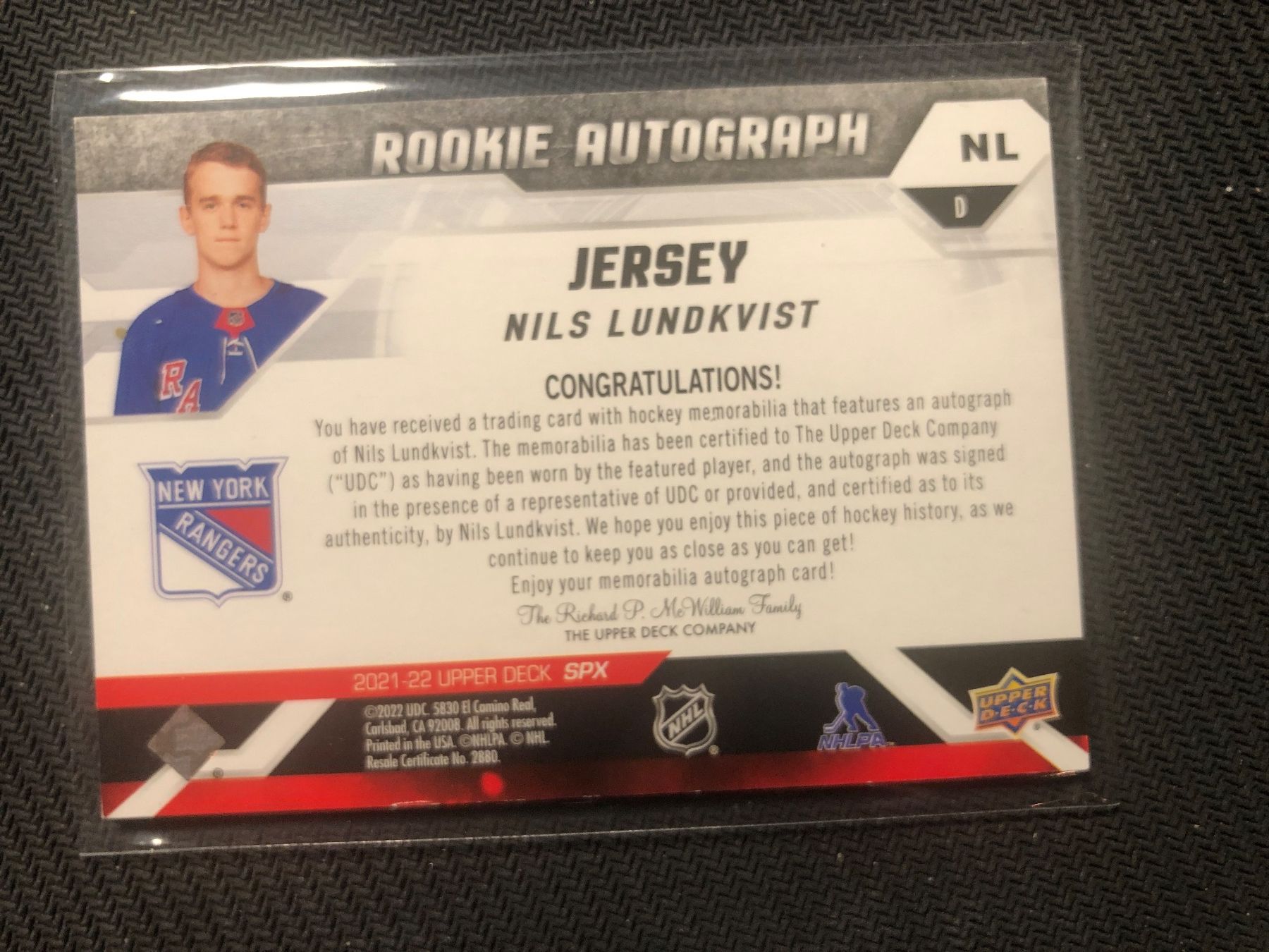 Topps Sammelbilder & Trading cards: Upper Deck NHL Nils Lundkvist Rookie patch-auto /375 – Gebraucht aus Wangenried von Garagara 1