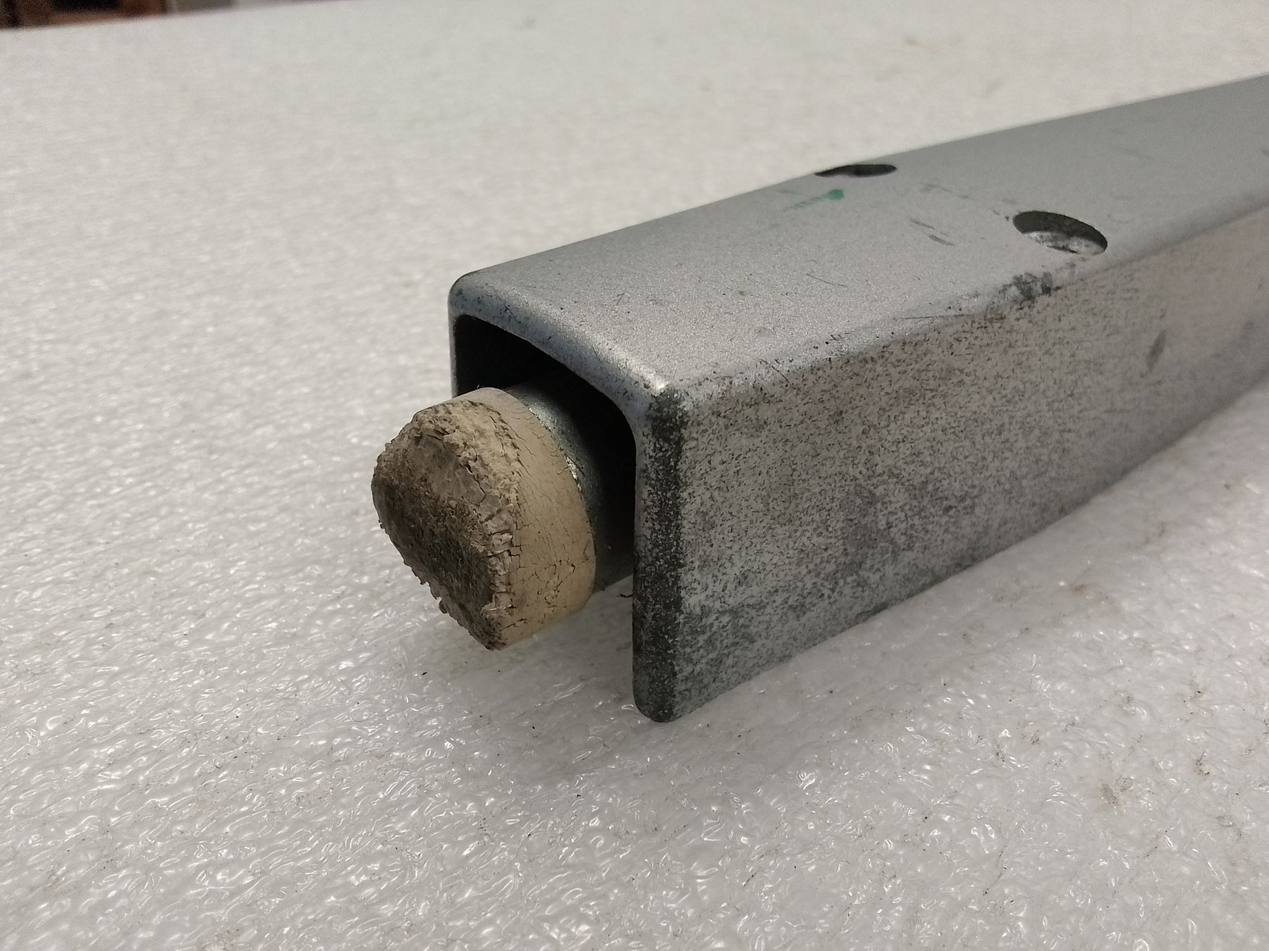 Ferramenta:  Türstopper Alu – Usato da Trubschachen venduto da Caddy8 2