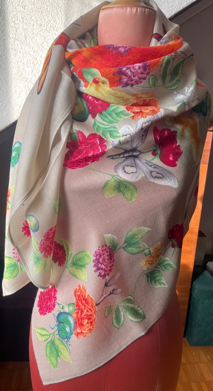 Fabric Frontline Foulard & Sciarpe: Kaschmirfoulard Fabric Frontline – Nuovo (secondo la descrizione) da Zürich venduto da Poppy108 3