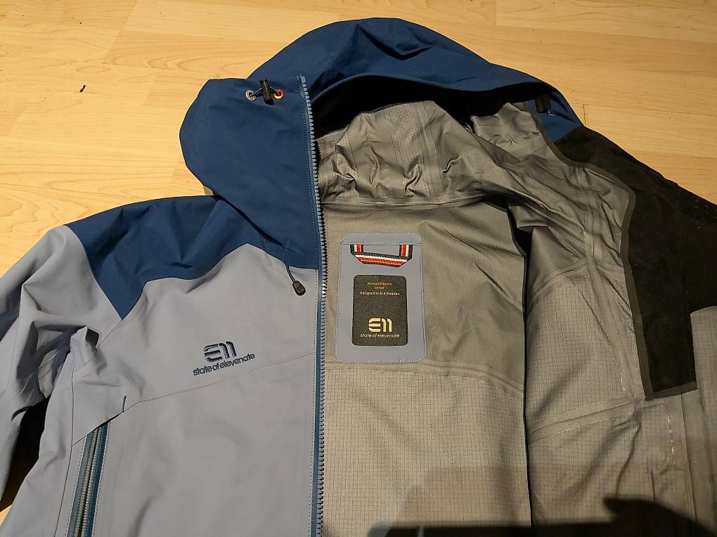 Elevenate Giacche: Elevenate Hardshell Jacke – Nuovo (secondo la descrizione) da Einsiedeln venduto da nniicc_oollee 1