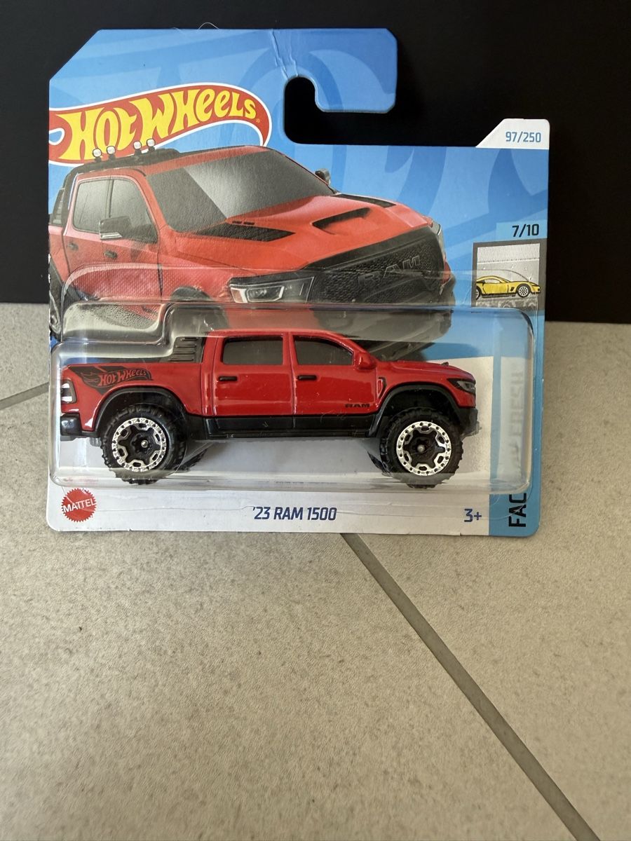Hot Wheels Voitures modèles: Hot Wheels - '23 Ram 1500 – Neuf avec emballage d'origine à Yvorne par AutoCollectionneur