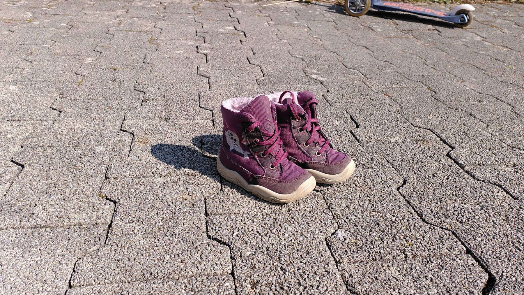 Scarpe per ragazzi: Winterschuhe – Usato da Aarau venduto da GaramMasala1