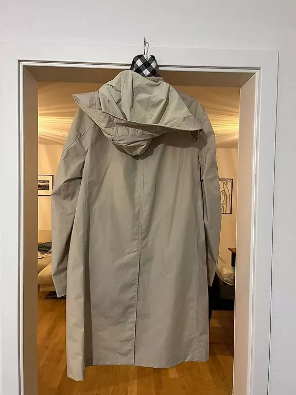 Cappotti: Burberry Mantel – Usato da Riehen venduto da Selina.Angelina 1