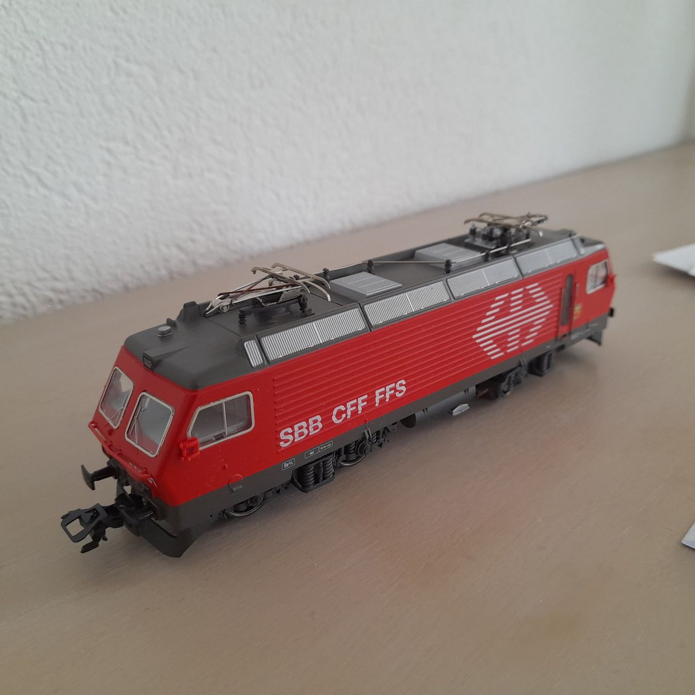 Märklin Modellini di ferrovie: Locomotive Re 4/4  IV Rail 2000 – Usato da Auvernier venduto da gandalf08 2
