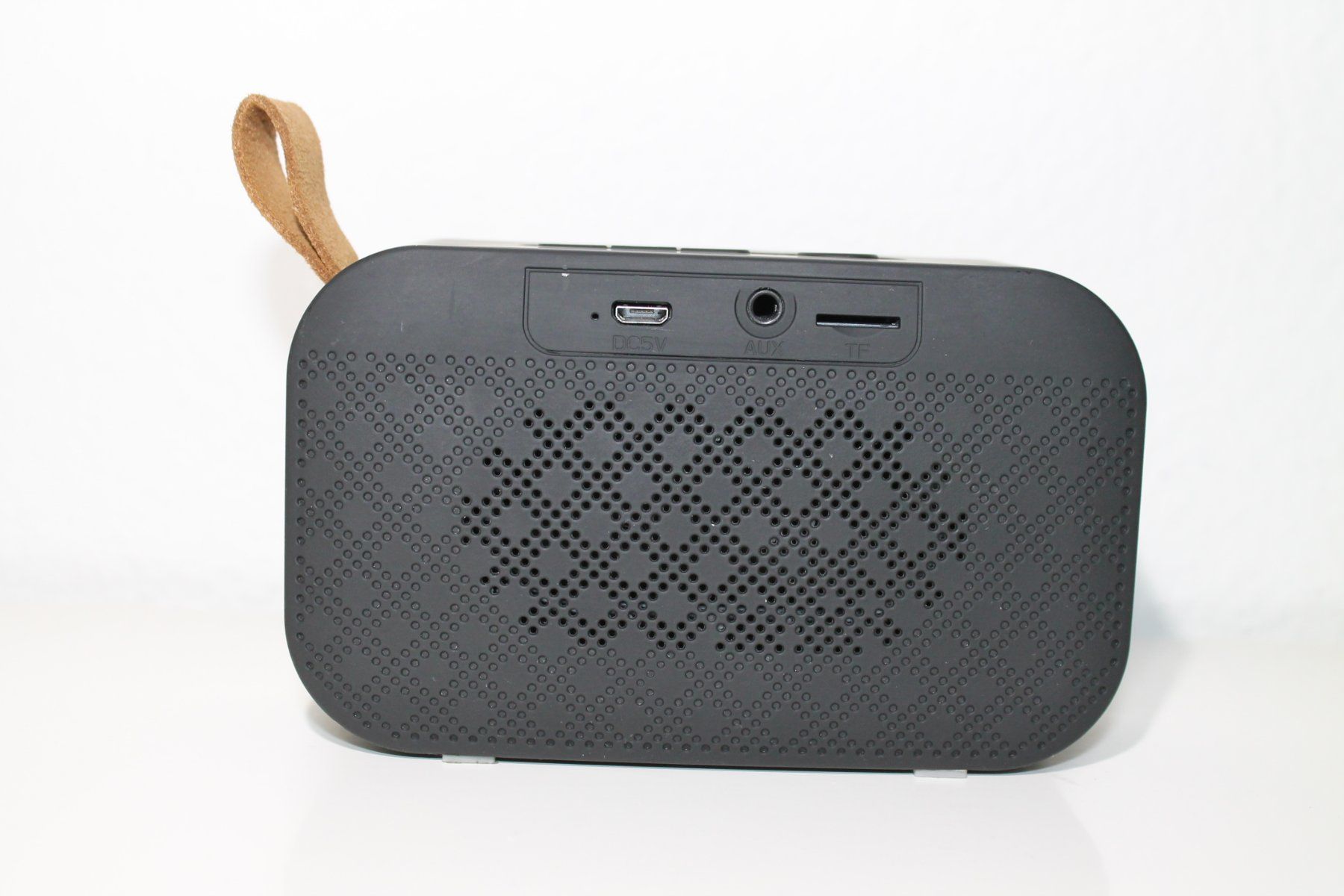 Casse acustiche: Livoo Haut Parleur Compatible Bluetooth Tes213 – Usato da Basel venduto da David25 1