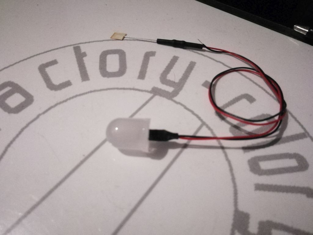 Componenti elettronici: LED 10mm, diffus warm, verkabelt 12-18V – Nuovo (secondo la descrizione) da Luzern venduto da Salefactory 1