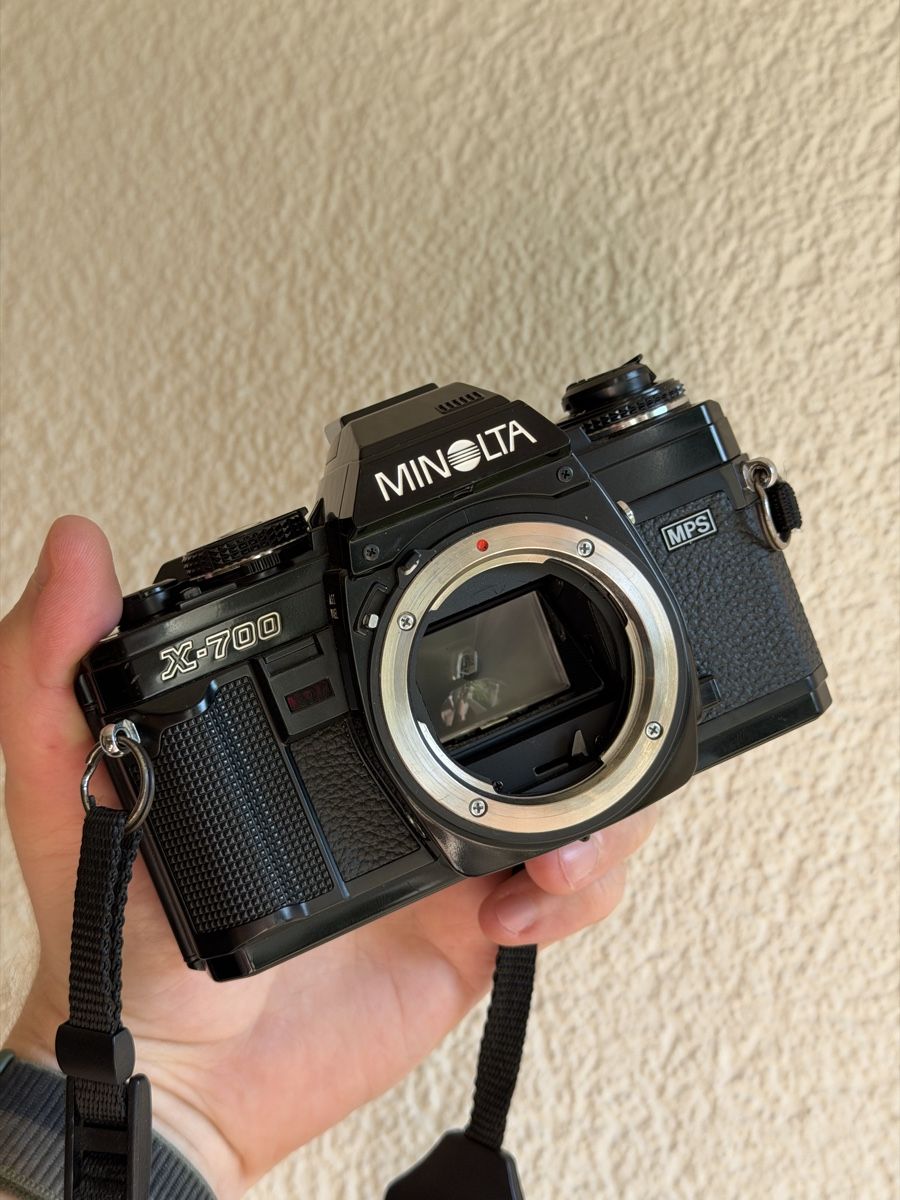 Minolta Kamera: Minolta X-700 Camera Kit – Gebraucht aus Zürich von idbronskiy 4