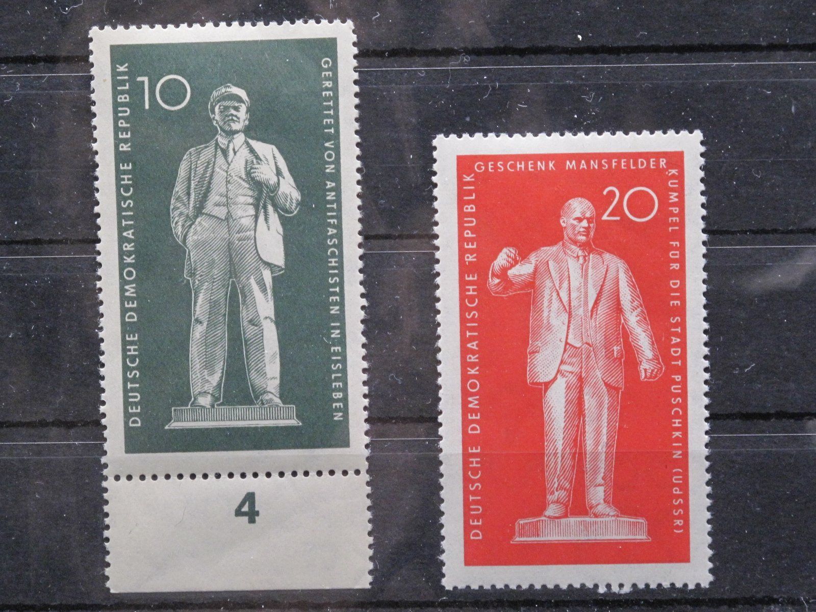 Tutti i francobolli: DDR 1960 Lenin / Thälmann Denkmäler ** – Usato da Wil SG venduto da fva01