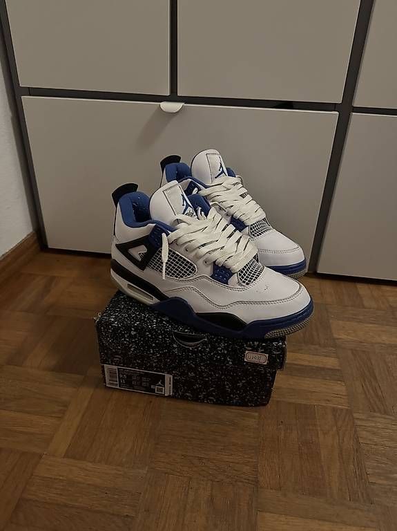 Scarpe da uomo: Air Jordan 4 Motorsport – Usato da Morges venduto da bir_9rsr 2