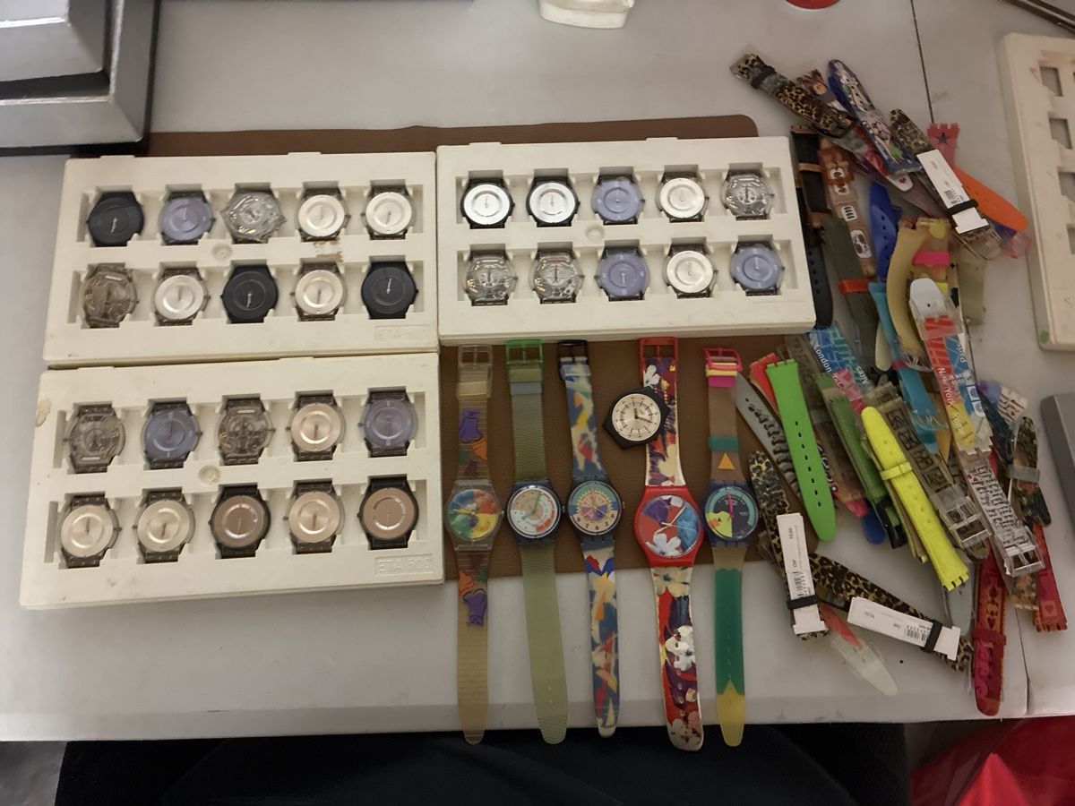 Swatch Orologi: Grosse lot swatch uhr mit bandeli – Difettoso da Chur venduto da jasi18