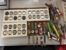 Grosse lot swatch uhr mit bandeli