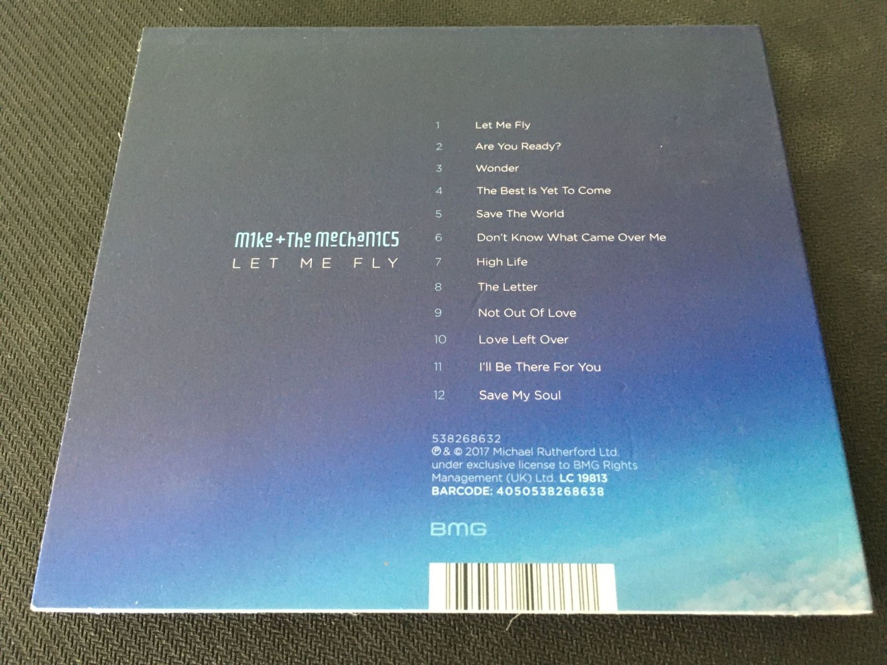 CDs: Mike & the Mechanics - Let me Fly - CD- – Gebraucht aus St.Gallen von MedienJoe 2