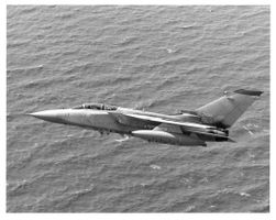 Pressefoto Tornado ADV Prototyp RAF auf Kodak Fotopapier
