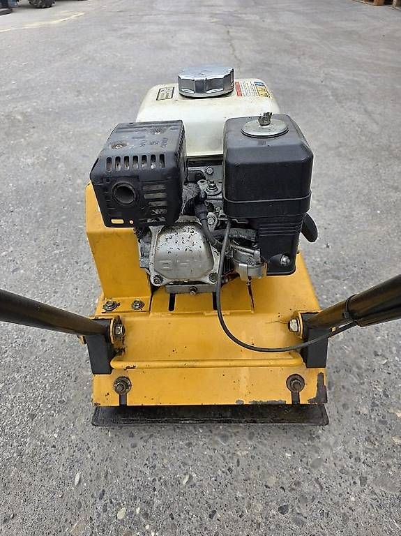 Tutte le macchine: Vibro - Platte mit Honda - Motor – Usato da Schwarzenegg venduto da Stakro 3