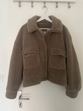 Hellbraune Teddyjacke Grösse M