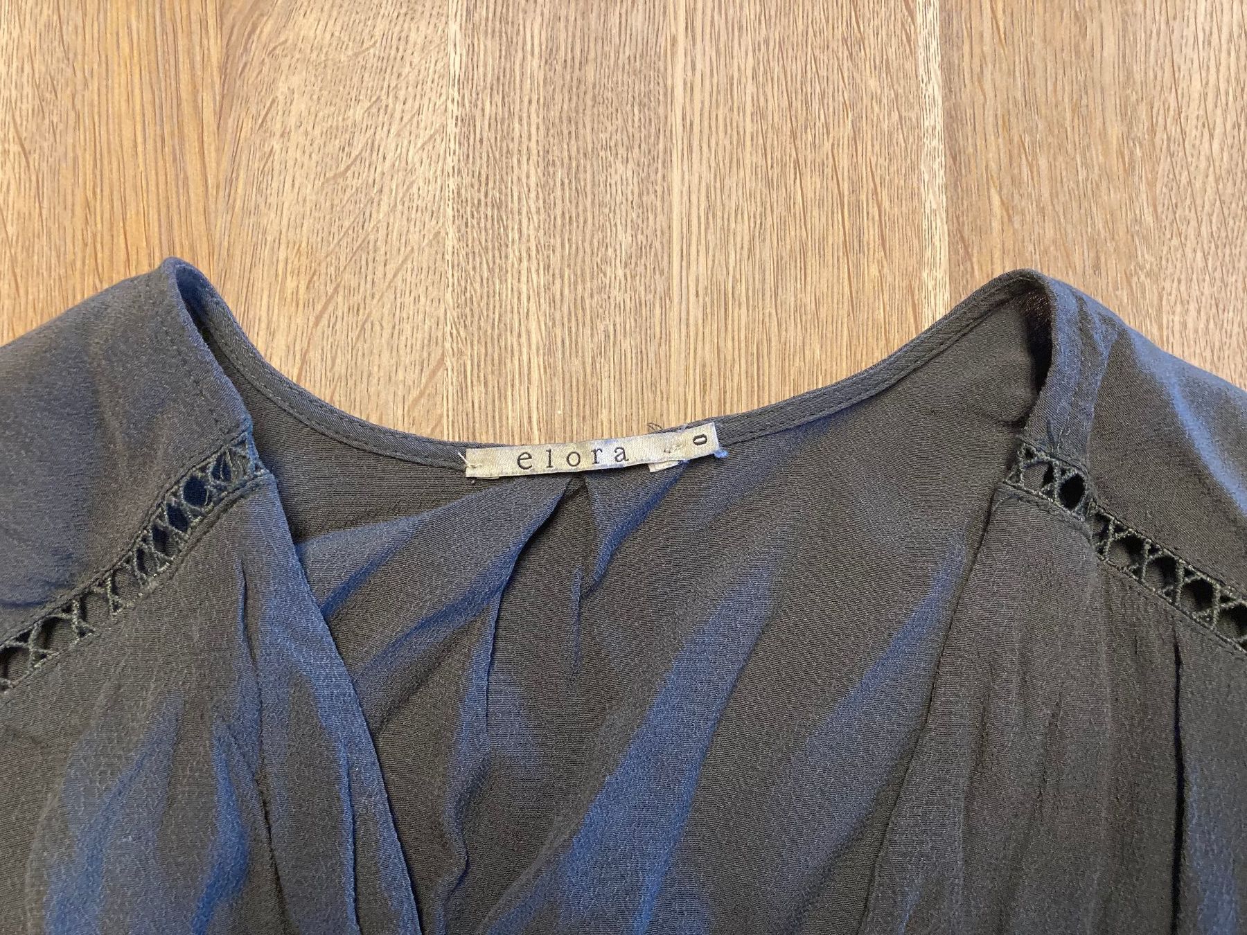 Kleider: Robe courte Elora – Gebraucht aus Cressier FR von vsa_87b2 2