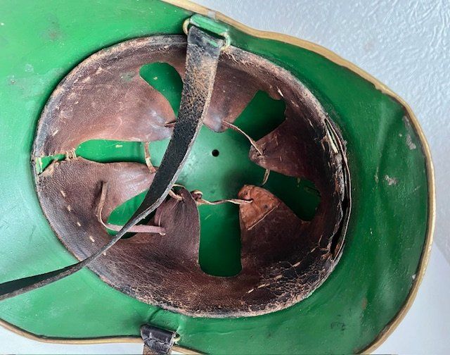 Pompieri: Feuerwehrhelm, Schweiz, antik – Usato da Kriens venduto da heleneb02 7