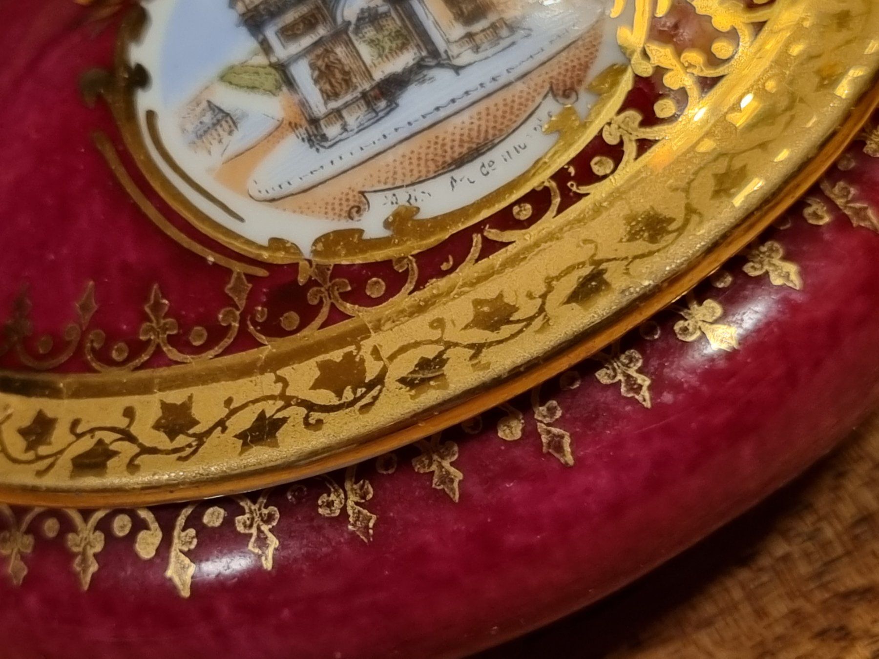 Zuccheriere: Limoges Objets d’Art Dose Arc de Triomphe Gold – Usato da Scharnachtal venduto da devin03 8