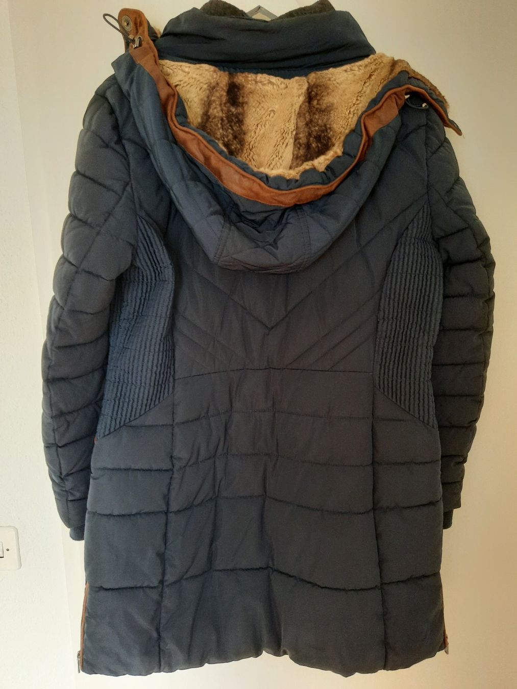 Tom Tailor Mäntel: Dunkelblauer Wintermantel TOM TAILOR - L – Gebraucht aus Aathal-Seegräben von MahoMalu 1