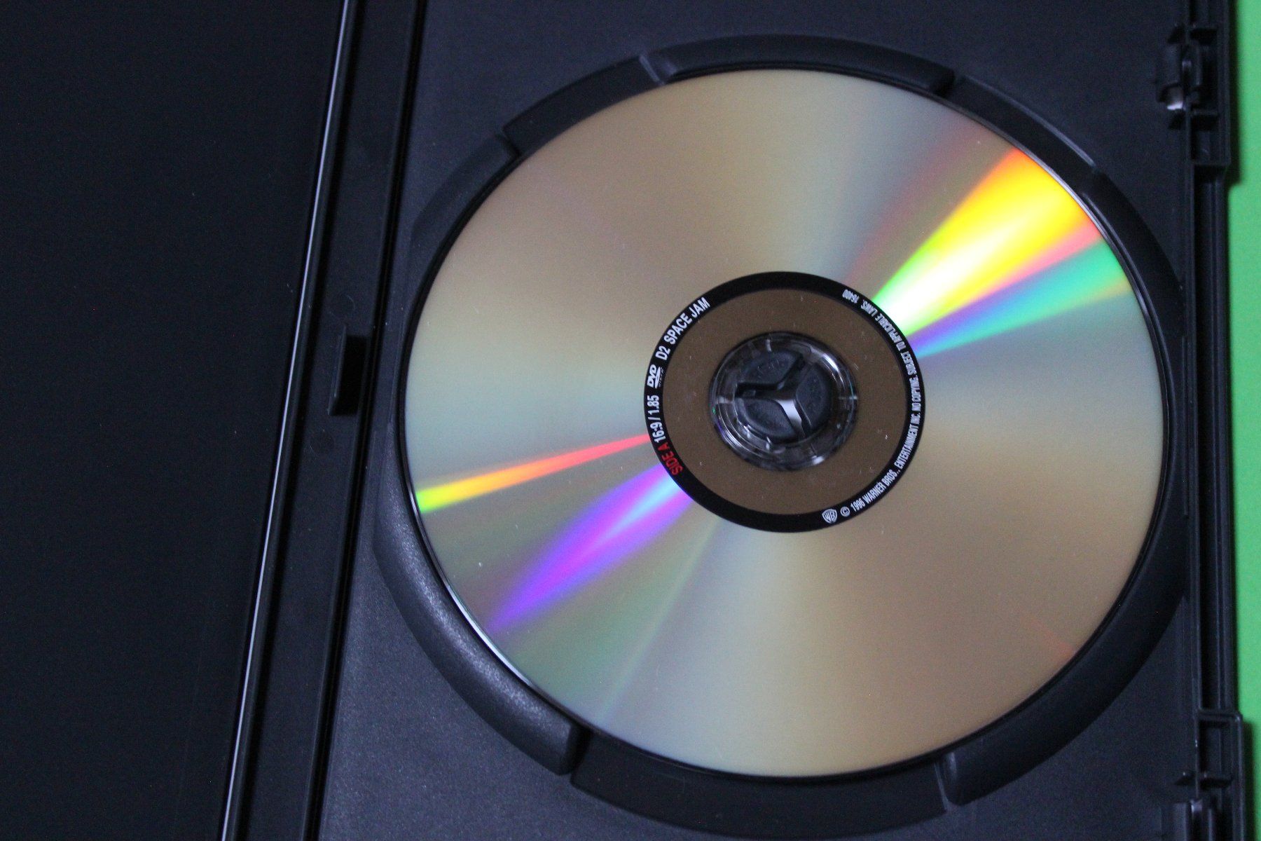 Tutti i DVDs: SPACE JAM 1996 DVD (Bugs Bunny, Michael Jordan) – Usato da Tübach venduto da JamesStone 3