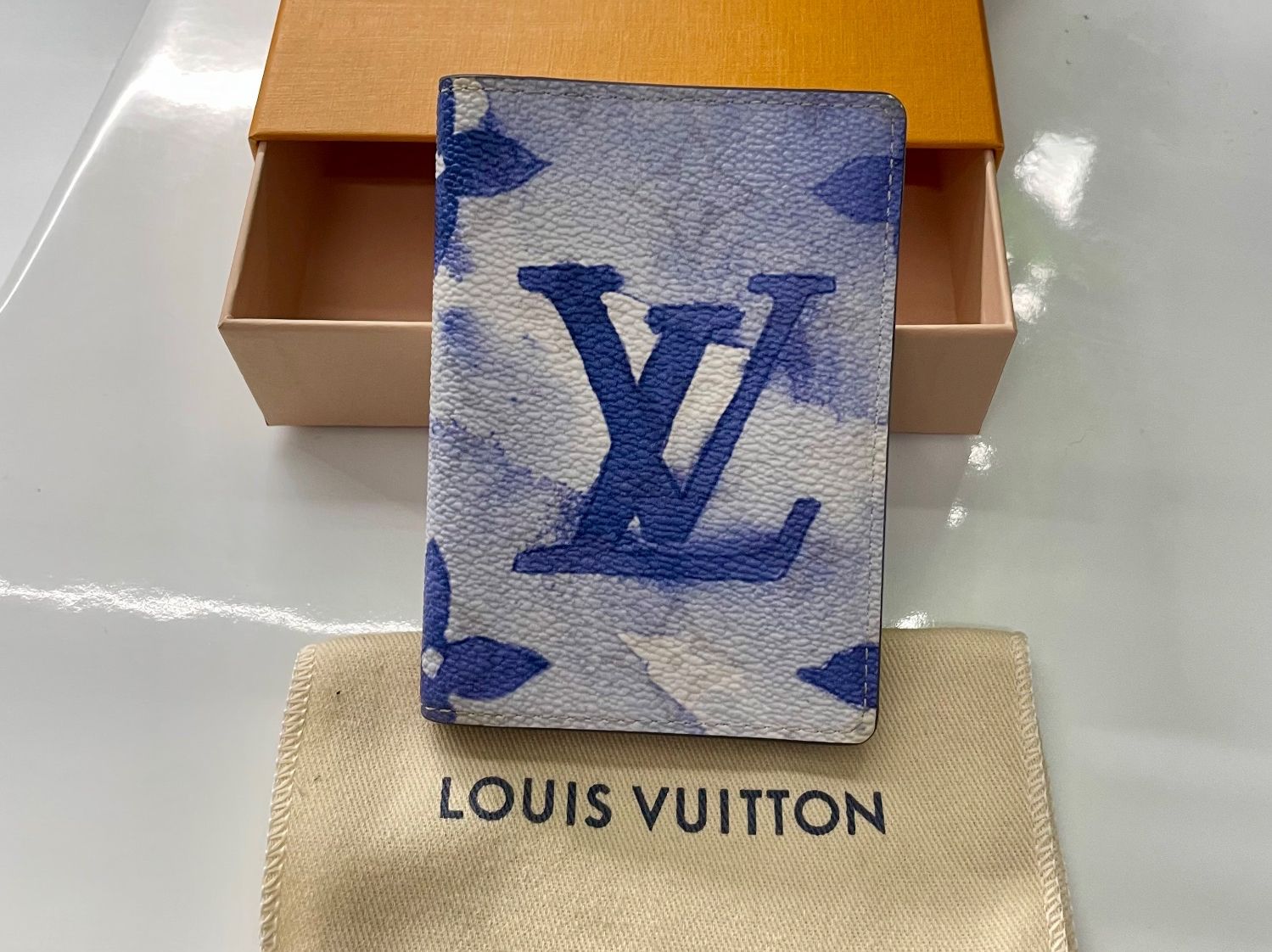 Louis Vuitton Portafogli: Louis Vuitton pocket organizer – Nuovo (secondo la descrizione) da Conthey venduto da Adriatique