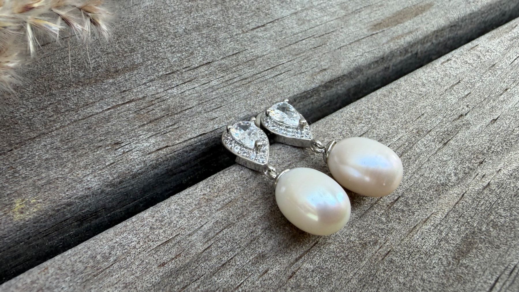 Orecchini pendenti & Orecchini a lobo: Wunderschöne 925 Silber Süsswasserperlen-Ohrringe – Nuovo e nell'imballaggio originale da Rombach venduto da Ivreajewels 1