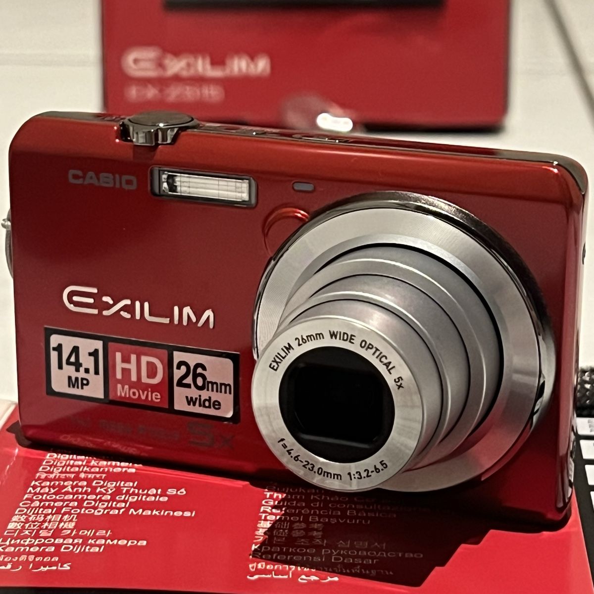Casio Kamera: Casio Exilim EX-ZS15 Digitalkamera Rot Touchscreen – Gebraucht aus Unterkulm von Sita013