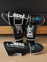 KickBox / Boxhandschuhe und Schienbeinschoner