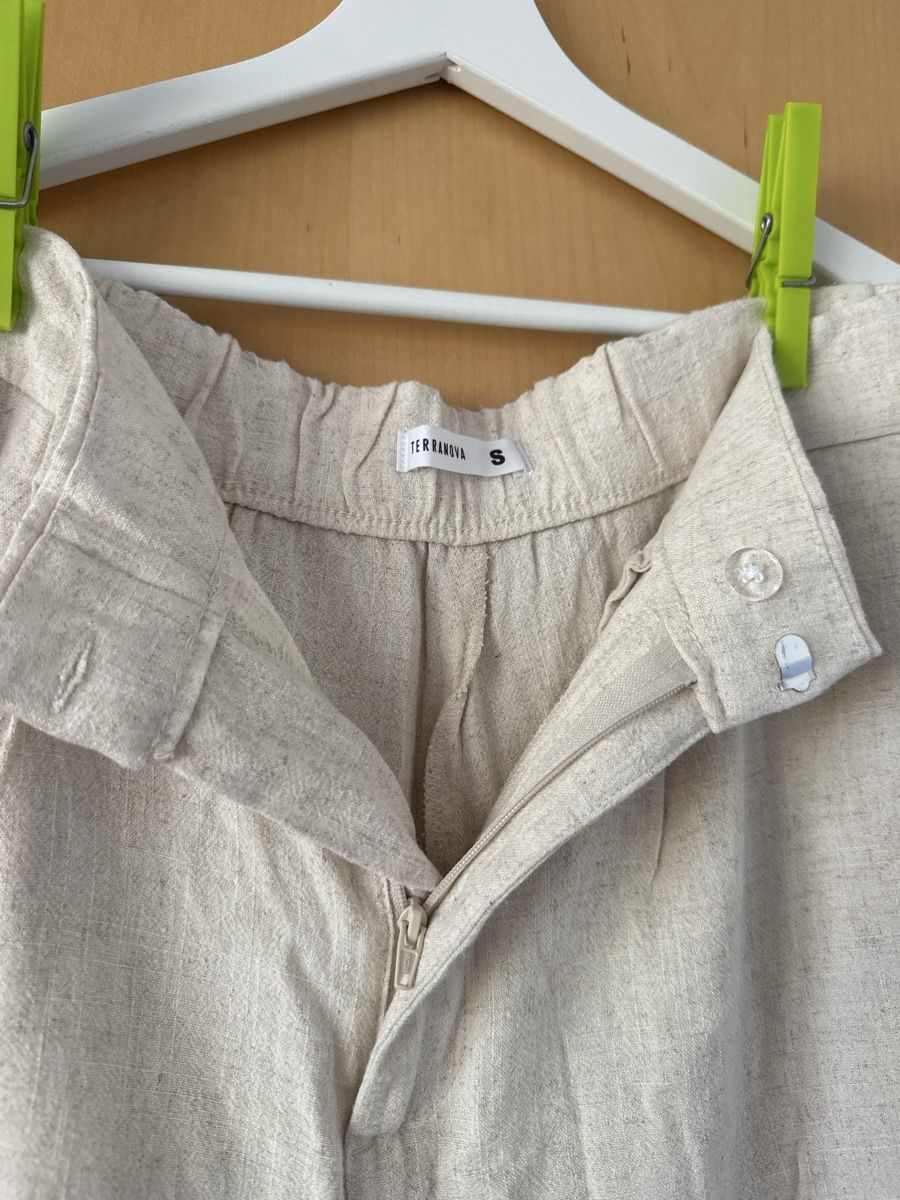 Pantalons: Kurze Leinenhose Damen – Neuf (Voir description) à Wilen (Sarnen) par aninaschwab 2